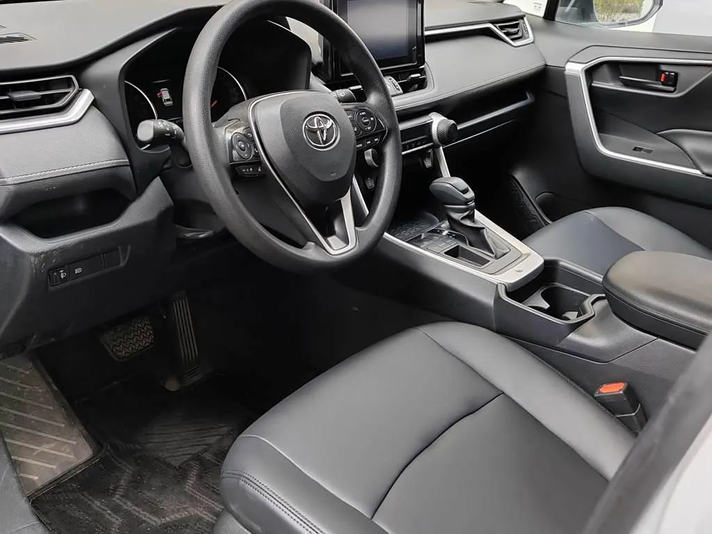  RAV4