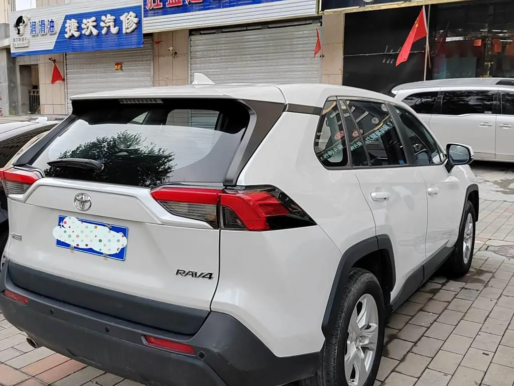  RAV4